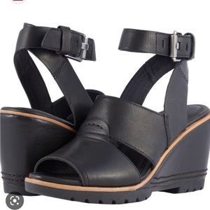 NWT Sorel After hours wedge ankle strap, size 6.5.